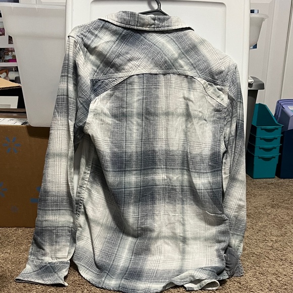 BKE Vintage Bluish-gray and White Flannel Plaid Men's Shirt - Picture 2 of 4